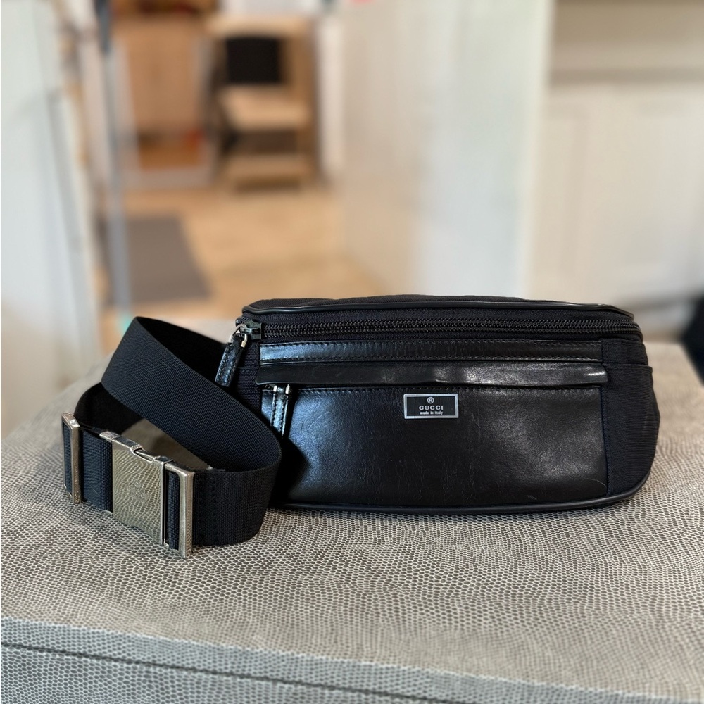 Gucci Black Leather Belt Bag